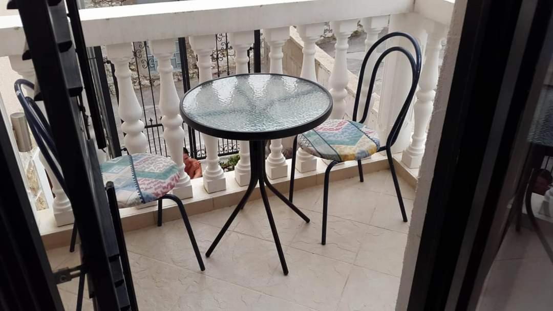 Apartmani Linda Vodice Bagian luar foto