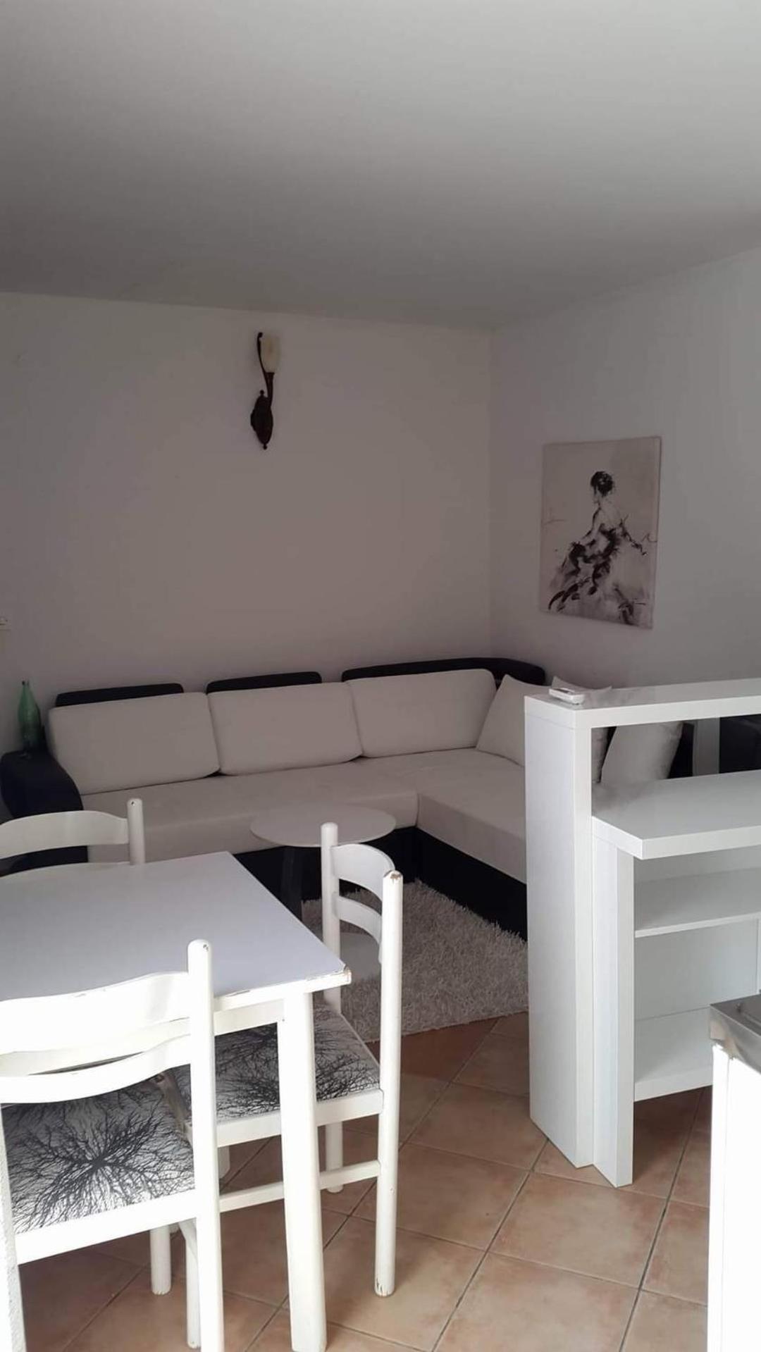 Apartmani Linda Vodice Bagian luar foto